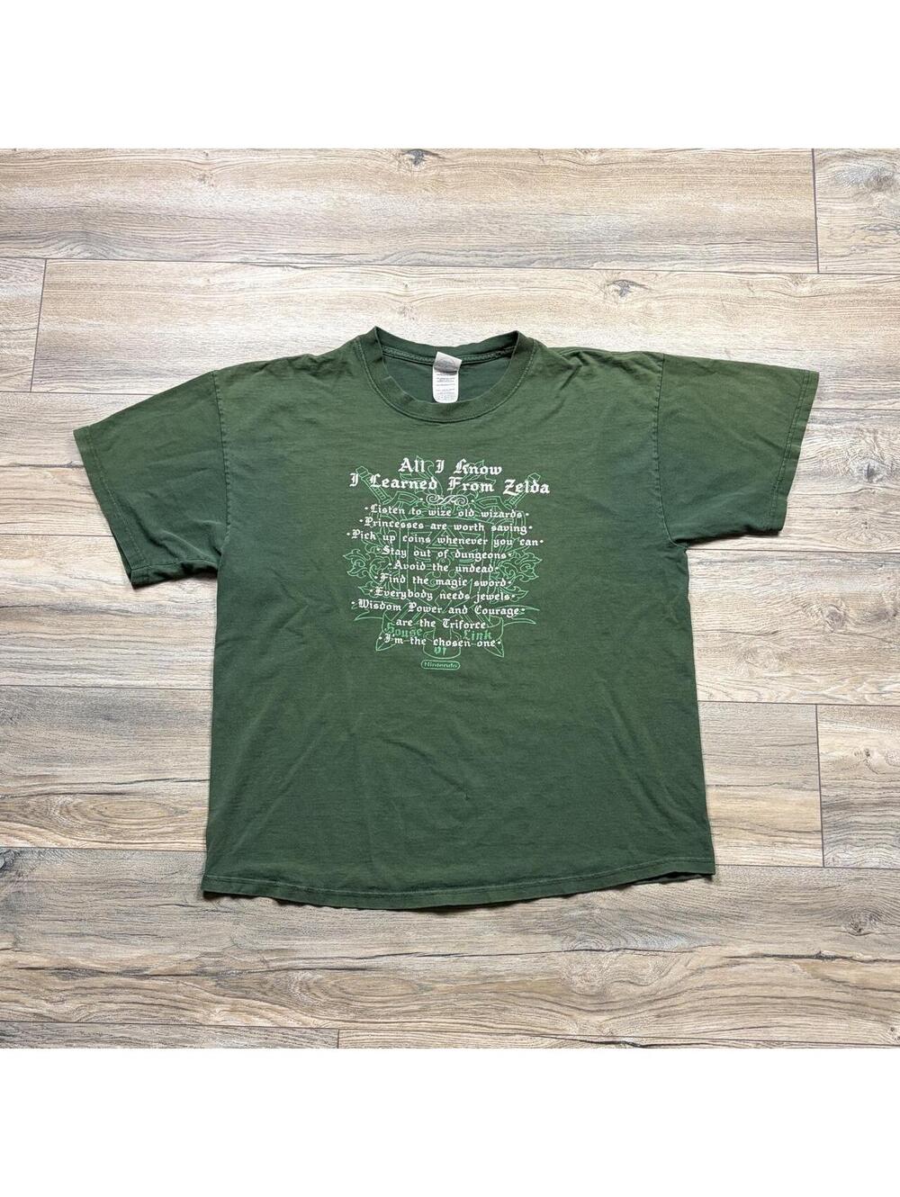 Nintendo Men's Green Tshirt